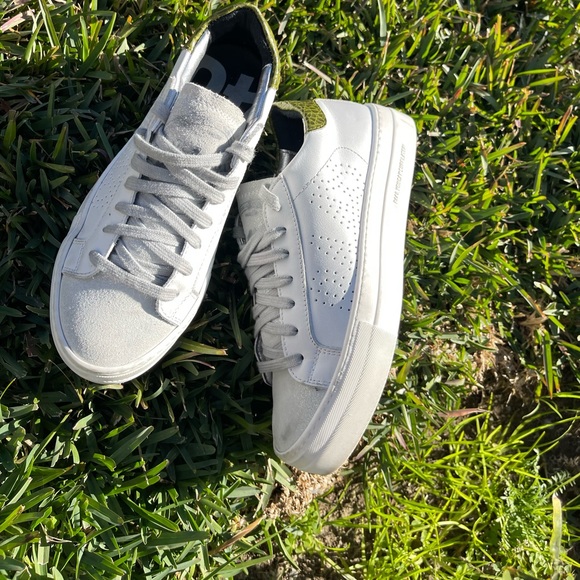 P448 Thea platform sneakers 37white Green Croc Embossed back logo $298 preowned - Picture 5 of 15